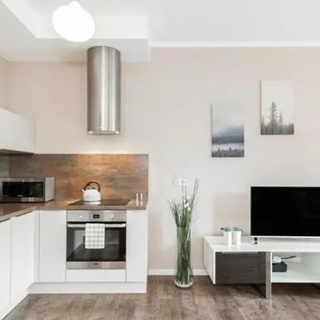Golden - Kolejowa - One Bedroom